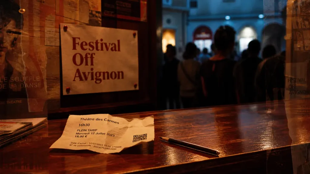 alil vardar festival avignon 2025 : guichet billets et salle à Avignon